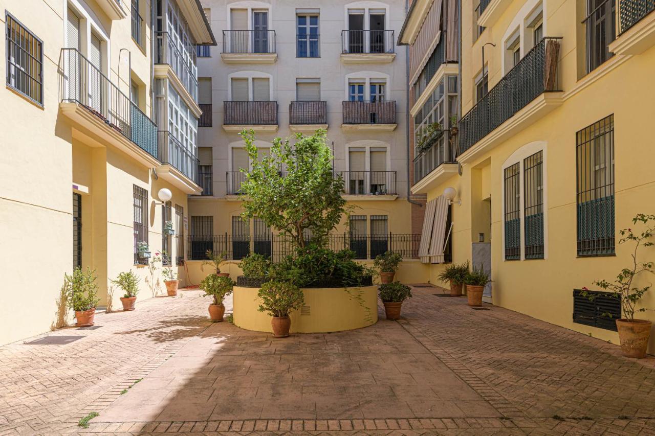 Wintowinrentals Genial Apartamento, Centrico Y Silencioso Málaga Exterior foto